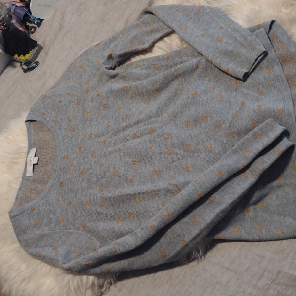 LOFT Grey sweater w/ Gold Metallic Pola Dots, S